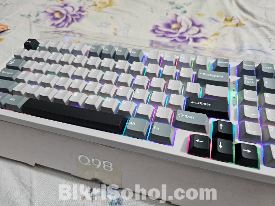 Mechanical Keyboard With Display